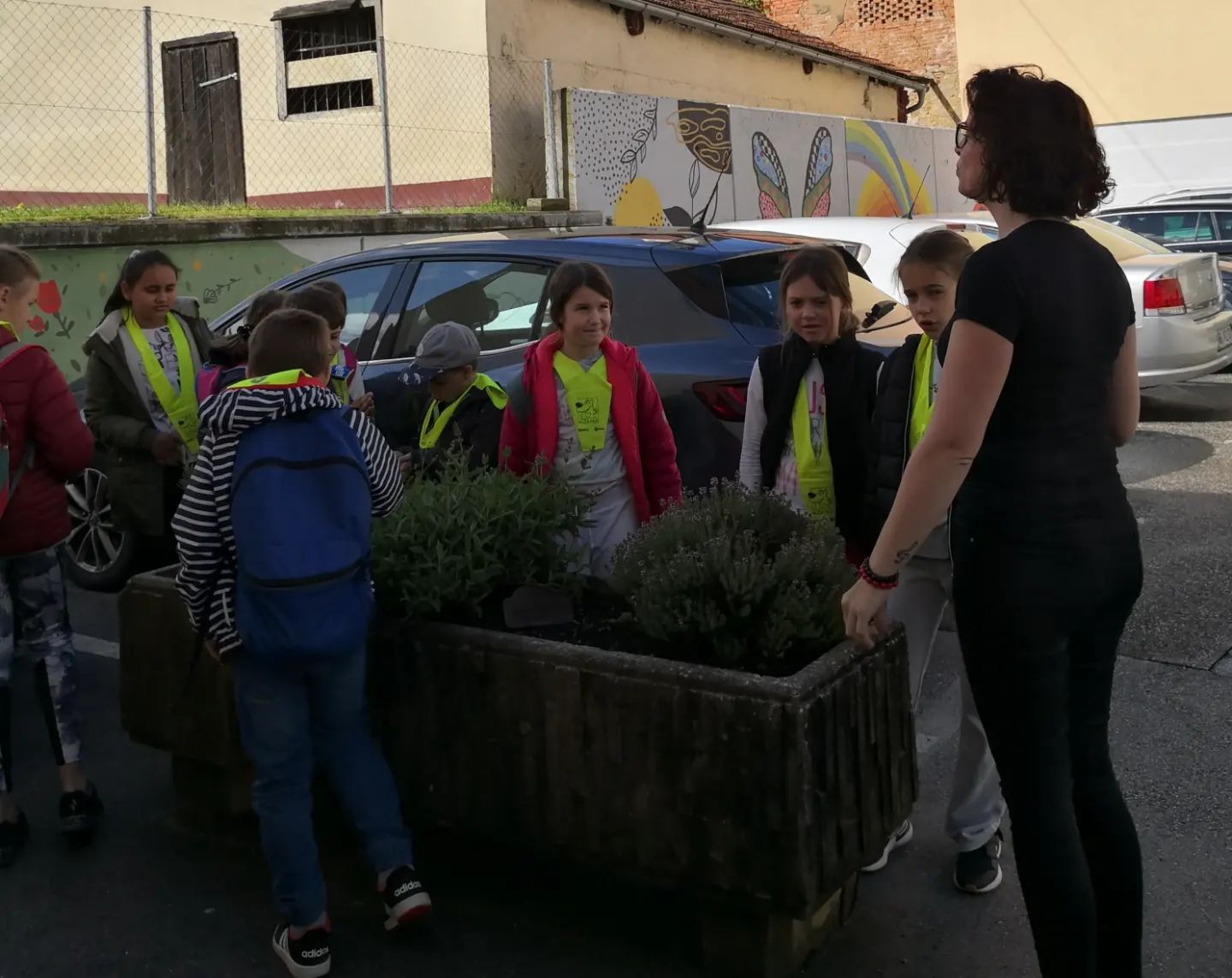 348959864 2470075143167965 4760864481115317610 n