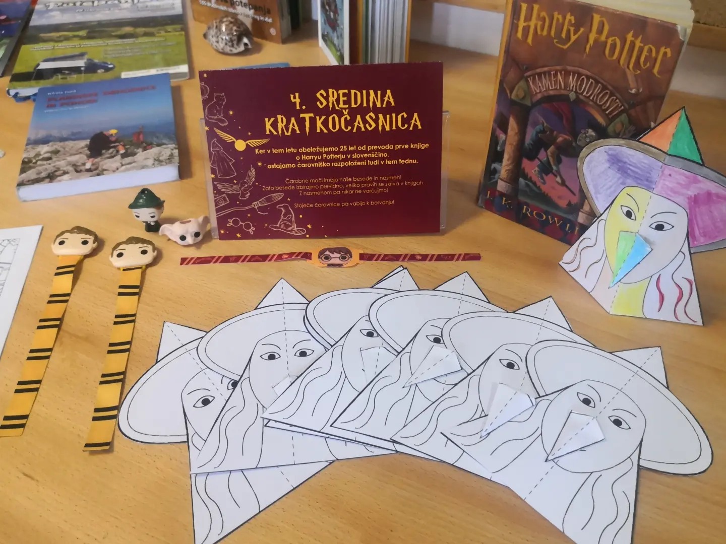 Kratkočasnica 4